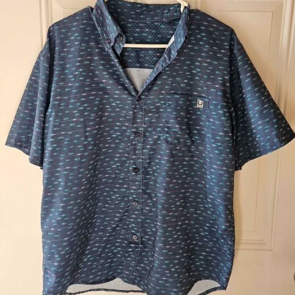 Mens HUK shirt Sz‎ S-M